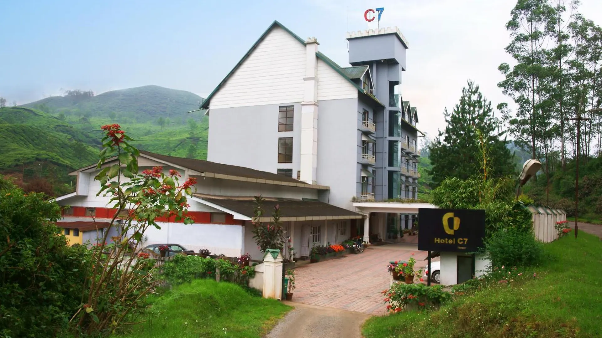 Hotel C7 Munnar